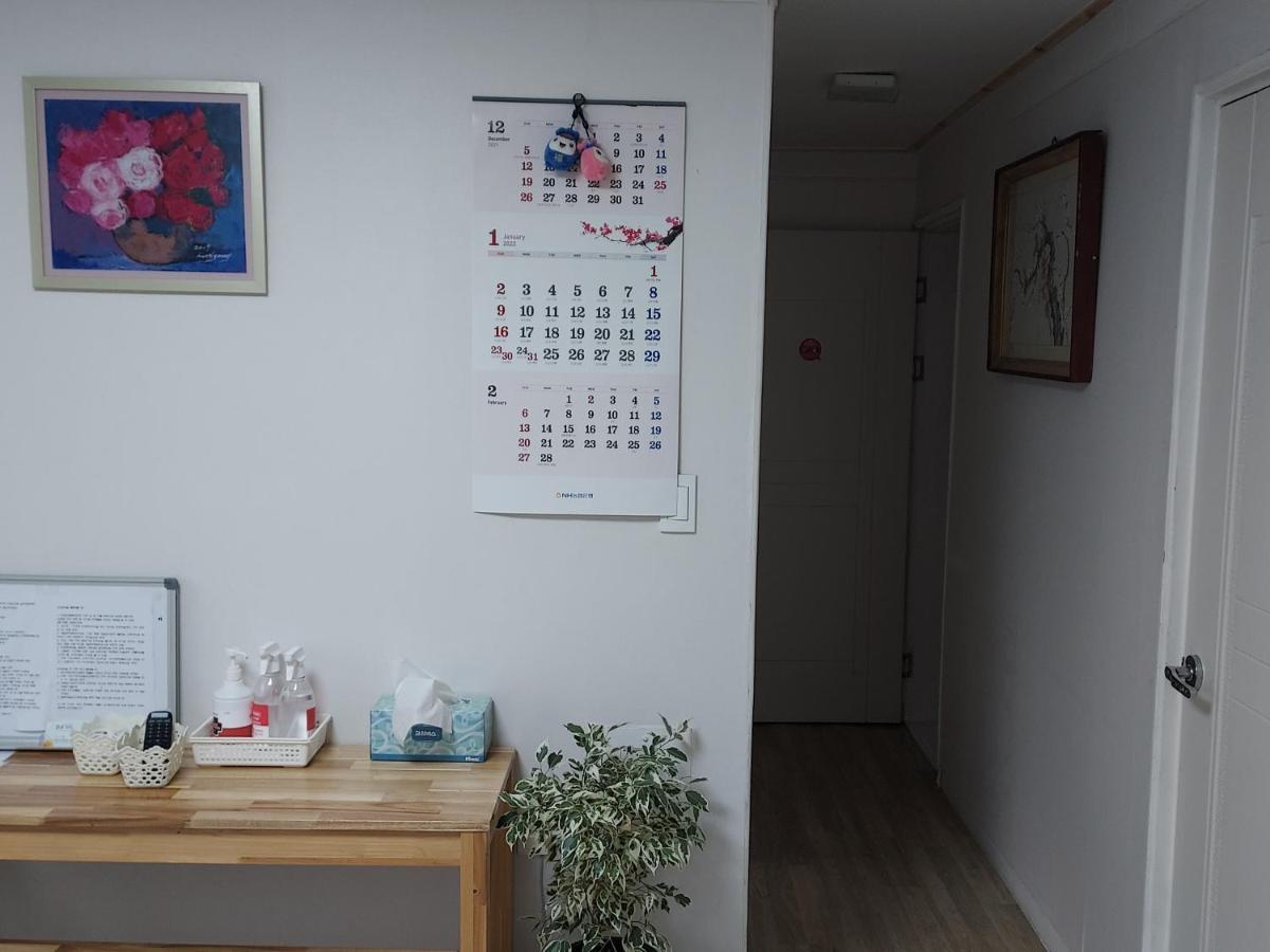 J&J Guesthouse Jeonju Exterior photo